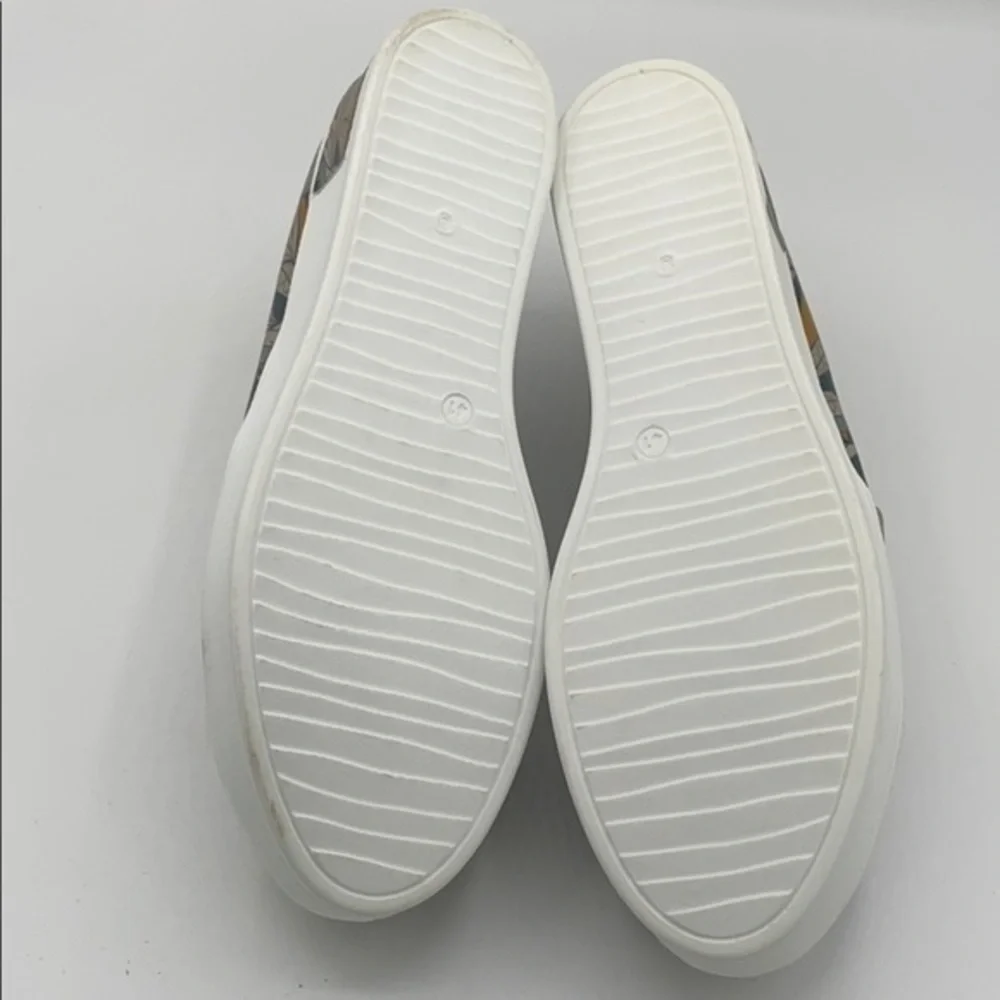 GOBY Blue Feather Lion Slip-On Sneakers